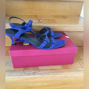 Sz 13 Vaneli sandals